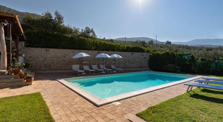 Children-friendly farm with pool, yard & barbecue | Pets allowed in Foligno