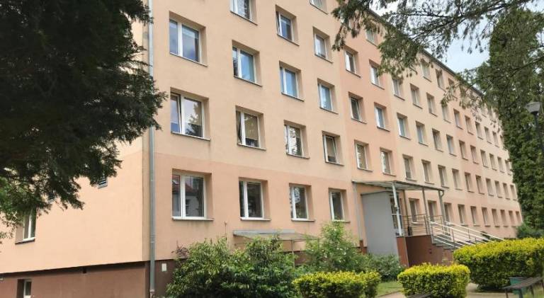 Serviced apartment with 2 rooms for 5 persons in Jelenia Gora