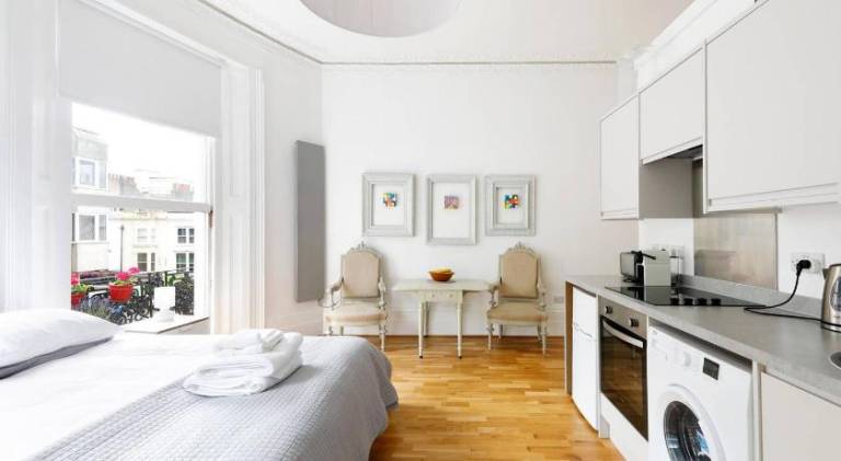 Light and spacious Brunswick by the Sea in Brighton