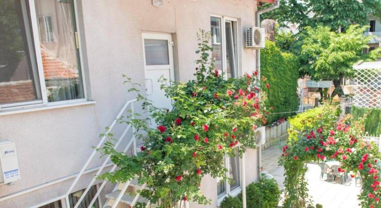 Lovely apartment with garden | Close to the beach | Good for workation | Dogs allowed — photo 5