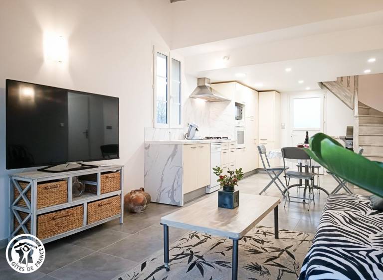 Charming gite with yard, grill & private pool | Pets are welcome — photo 4