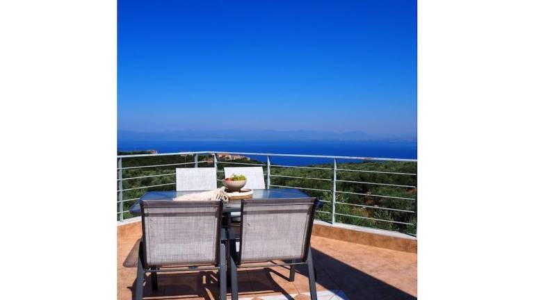 σπίτι Paralia Santova