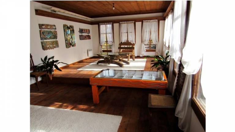 Huis Polkovnik Serafimovo