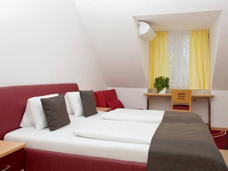 Bed & Breakfast  Mörbisch am See