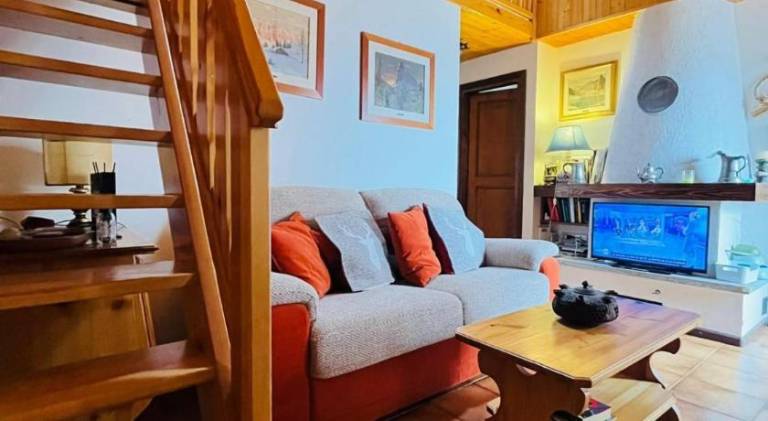 Holiday apartment with 3 rooms for 6 persons in Ville di Fiemme