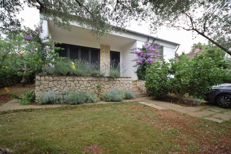 kuća  Sveti Filip i Jakov