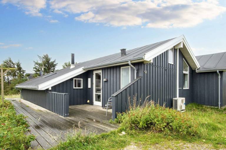 House with terrace, BBQ & sauna — photo 3
