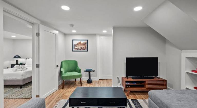 Holiday apartment with garden in Denver, CO