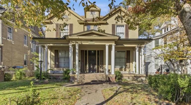 Apartment with 2 rooms for 6 persons in Memphis, TN