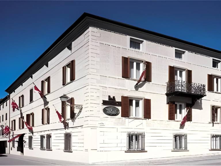 Lovely serviced apartment with yard & pool | Dogs allowed in Massa Marittima