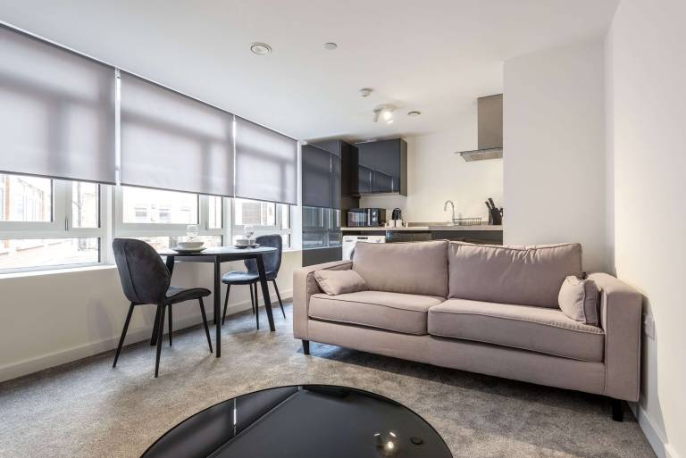 Fabulous 1 Bedroom Apartment in Central Sheffield