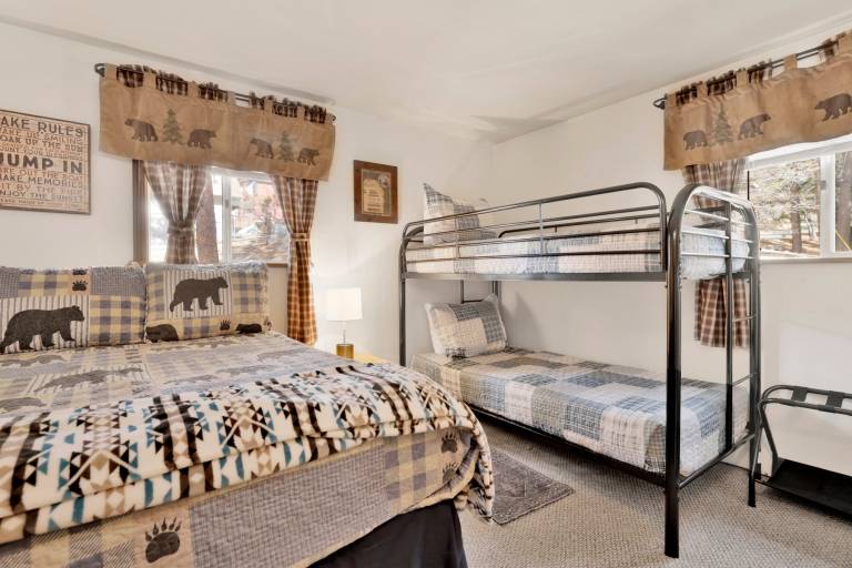 Sweet Dream Cabin on Dream Street Walk to Alpine Slide, Dining, & Big Bear Fun — photo 2