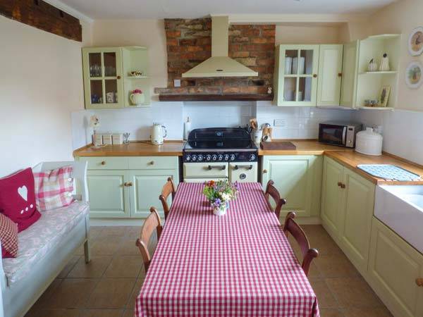 Child-friendly nice cottage with yard | Pet-friendly — photo 4