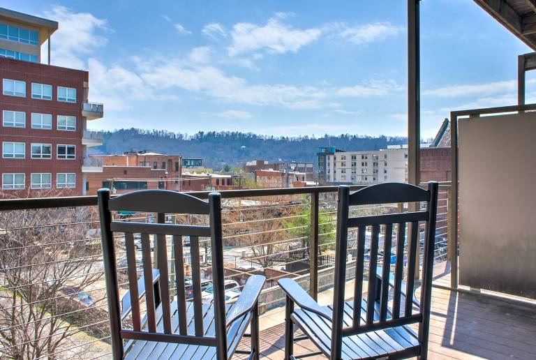 Condo | Mountain view — photo 3