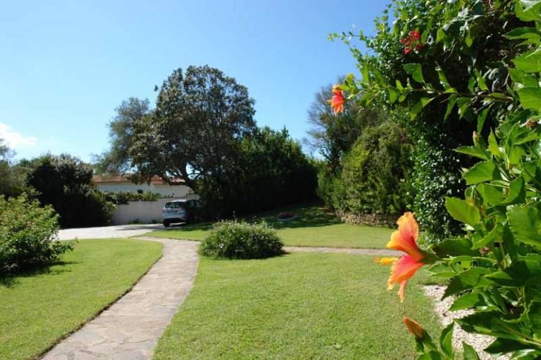 Apartment with garden, terrace & barbecue | Nature view — photo 4