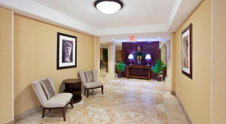 Holiday Inn Express & Suites Niagara Falls By IHG — photo 3