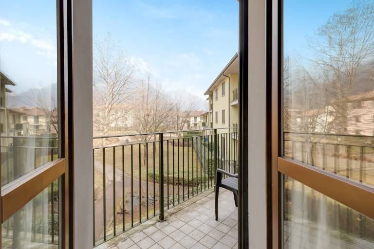 Rental apartment with yard | Mountain view — photo 2
