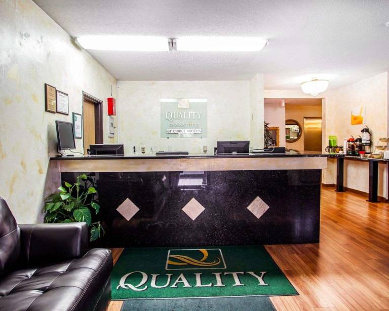 Quality Inn & Suites Champaign North - Urbana — photo 3