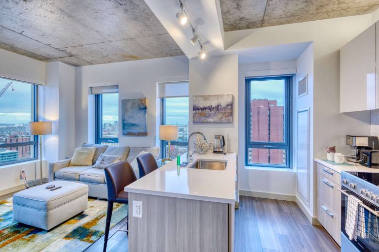 Child-friendly apartment with BBQ & patio | Suitable for remote work | Pets allowed — photo 2