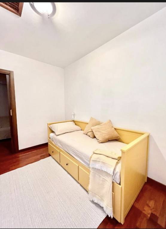 Apartment with garden & patio | City view — photo 4