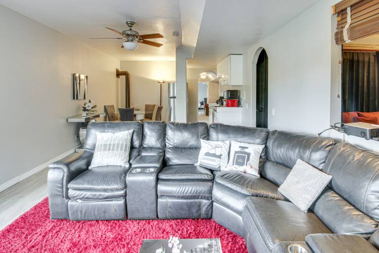 4 Mi to Broadmoor! Apt w/ Movie Theater & Mtn View in Colorado Springs, CO