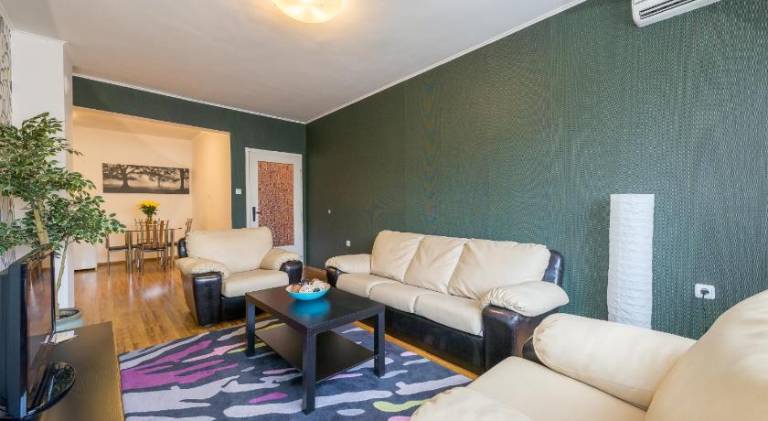 Lovely serviced apartment | Dogs allowed — photo 2