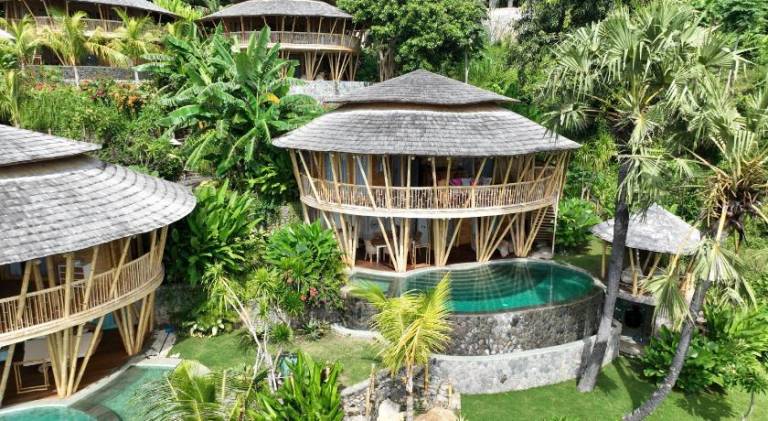 Villa with grill, terrace & garden — photo 3