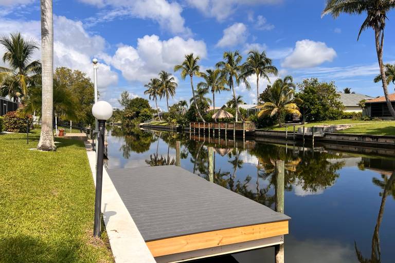 Lanai & Pool Waterfront Cape Coral Home
