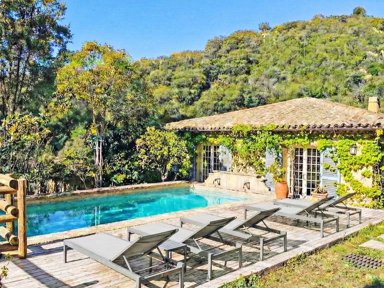 Villa 6 Chambres 12 Pers - Piscine - Clim - Wifi in Grimaud