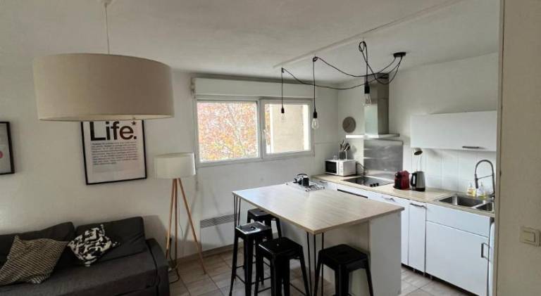 Holiday apartment with 1 room for 4 persons in Montpellier