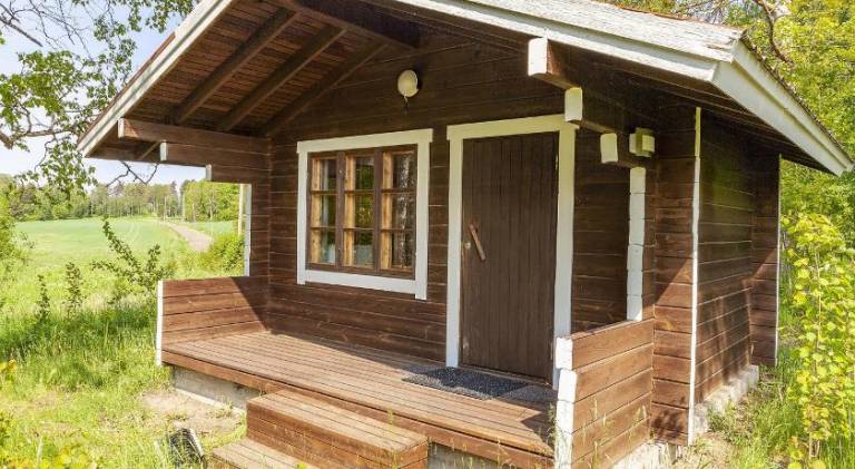Chalet with jacuzzi — photo 2