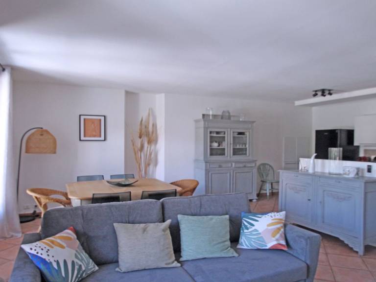 Fully equipped rental apartment | Beach nearby | Pet-friendly — photo 2