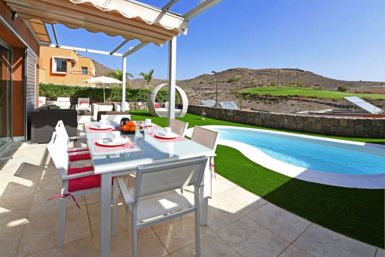 House with garden, patio & BBQ | Dogs allowed — photo 3