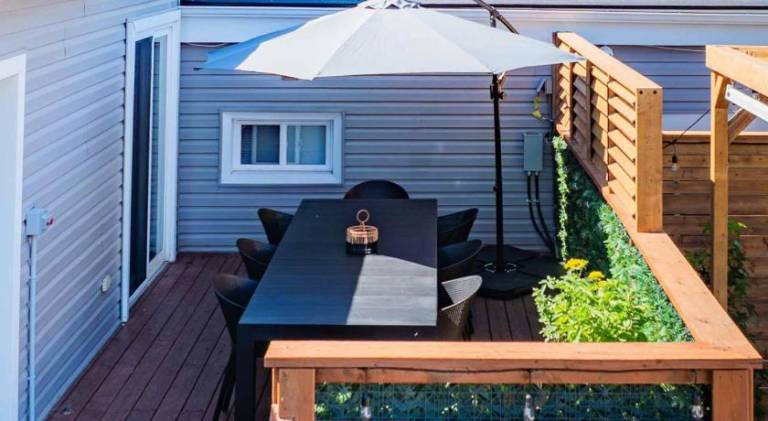 House with pool & jacuzzi — photo 5