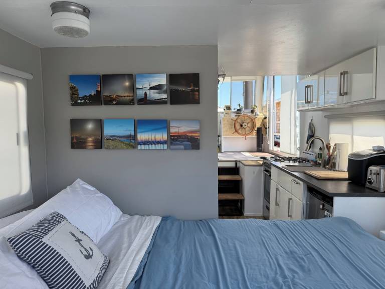 Houseboat Tiburon