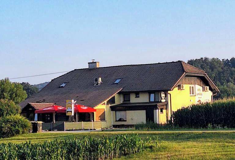 Prenočišče z zajtrkom Vaše
