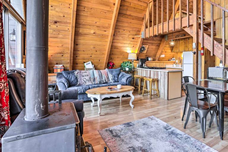 Cozy A-Frame w/ Hot Tub Near Arrowbear Lake! — photo 4