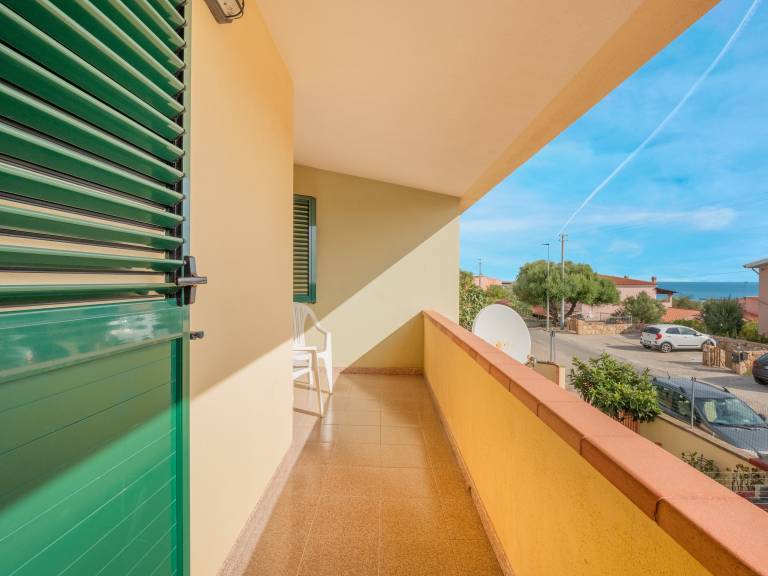 Holiday Home 'Tanaunella Appartamento' with Ventilators, Balcony, Terraces & Sea View — photo 2