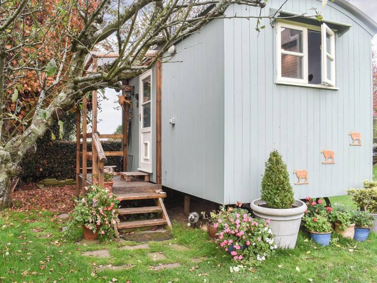 Cottage Frensham