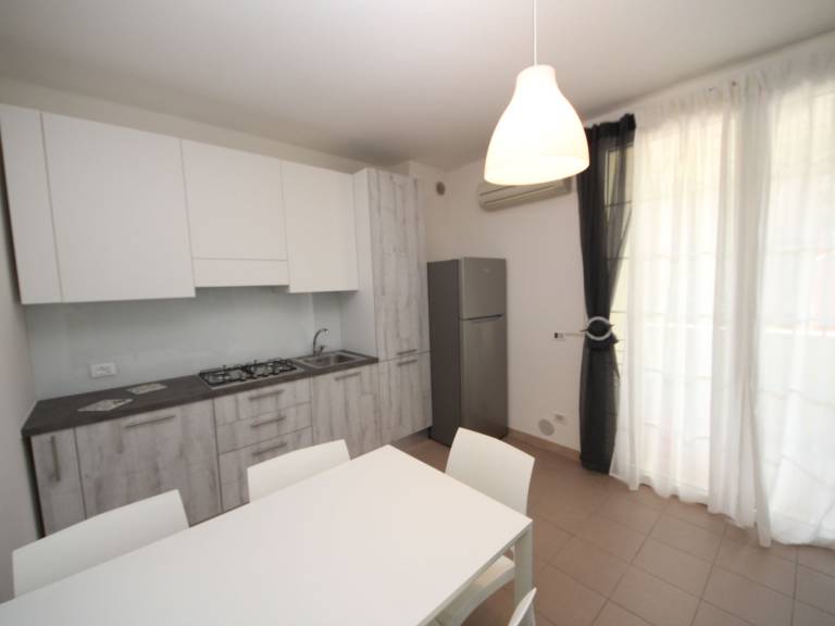 Rental apartment with terrace — photo 3