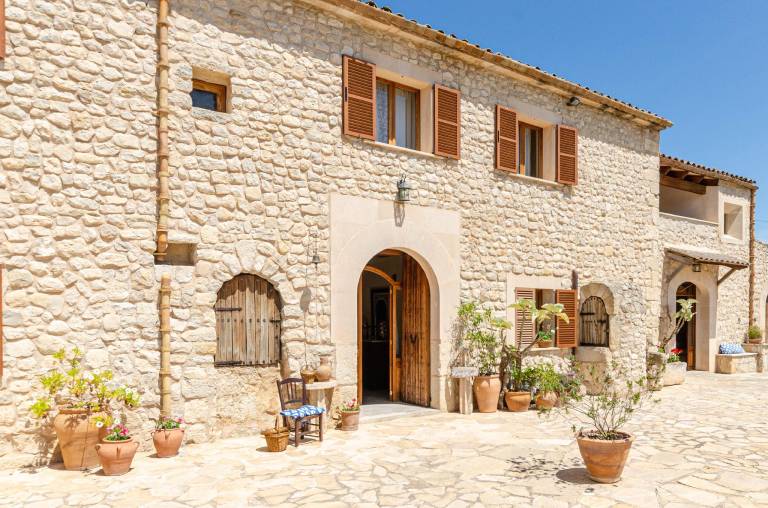 Farmhouse  Montuïri