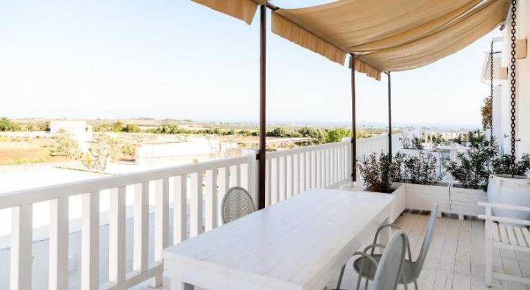 Lovely vacation home with yard, pool & terrace | Dogs allowed — photo 2