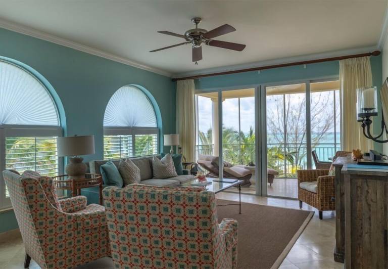 Condo Grace Bay