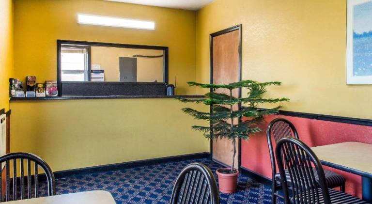 Relax Inn — photo 5