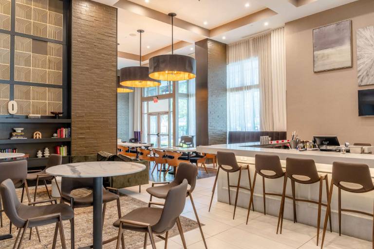 TRYP by Wyndham Savannah — photo 4