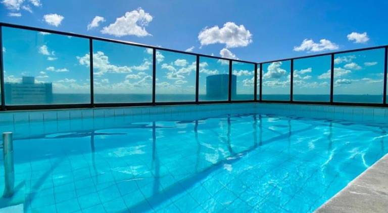 Apartment with pool in Recife