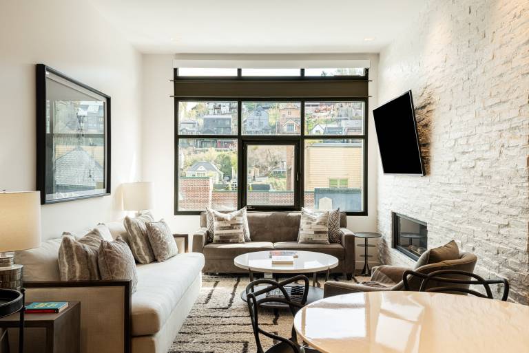 Condo | Mountain view — photo 4