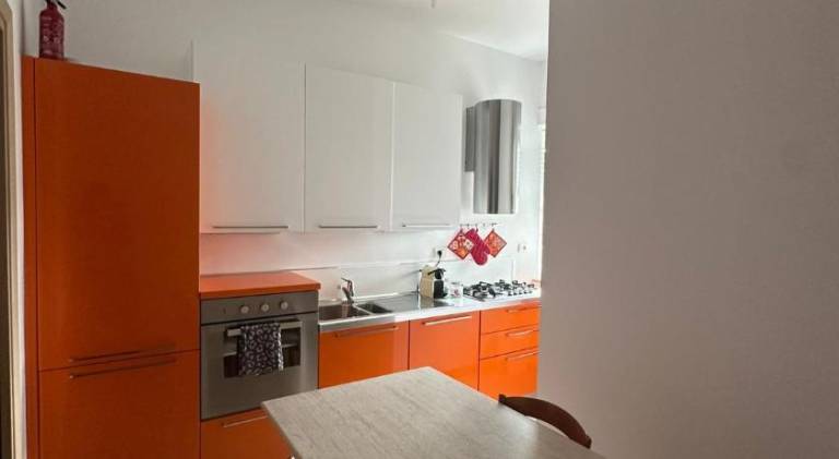 Rental apartment with 3 rooms for 6 persons — photo 2
