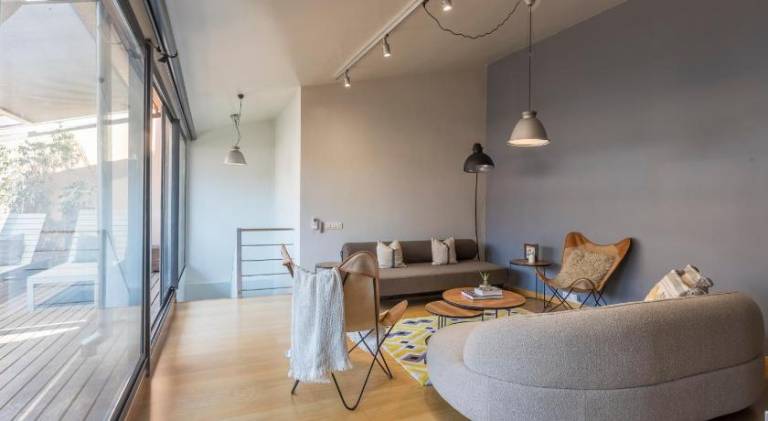Rental apartment with terrace — photo 2