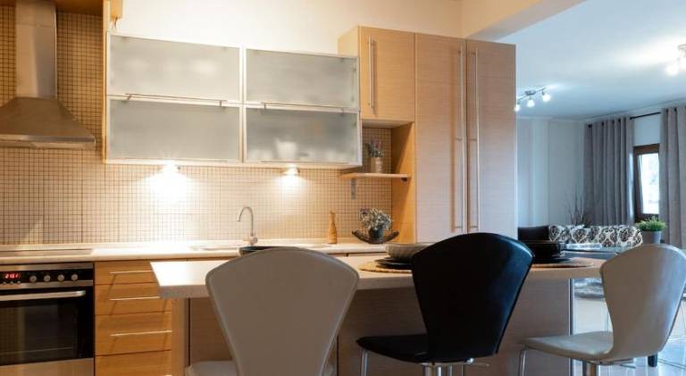 Holiday apartment with yard & jacuzzi — photo 2